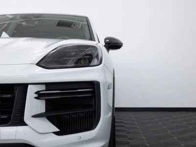 2024 Porsche Cayenne Cayenne Turbo GT