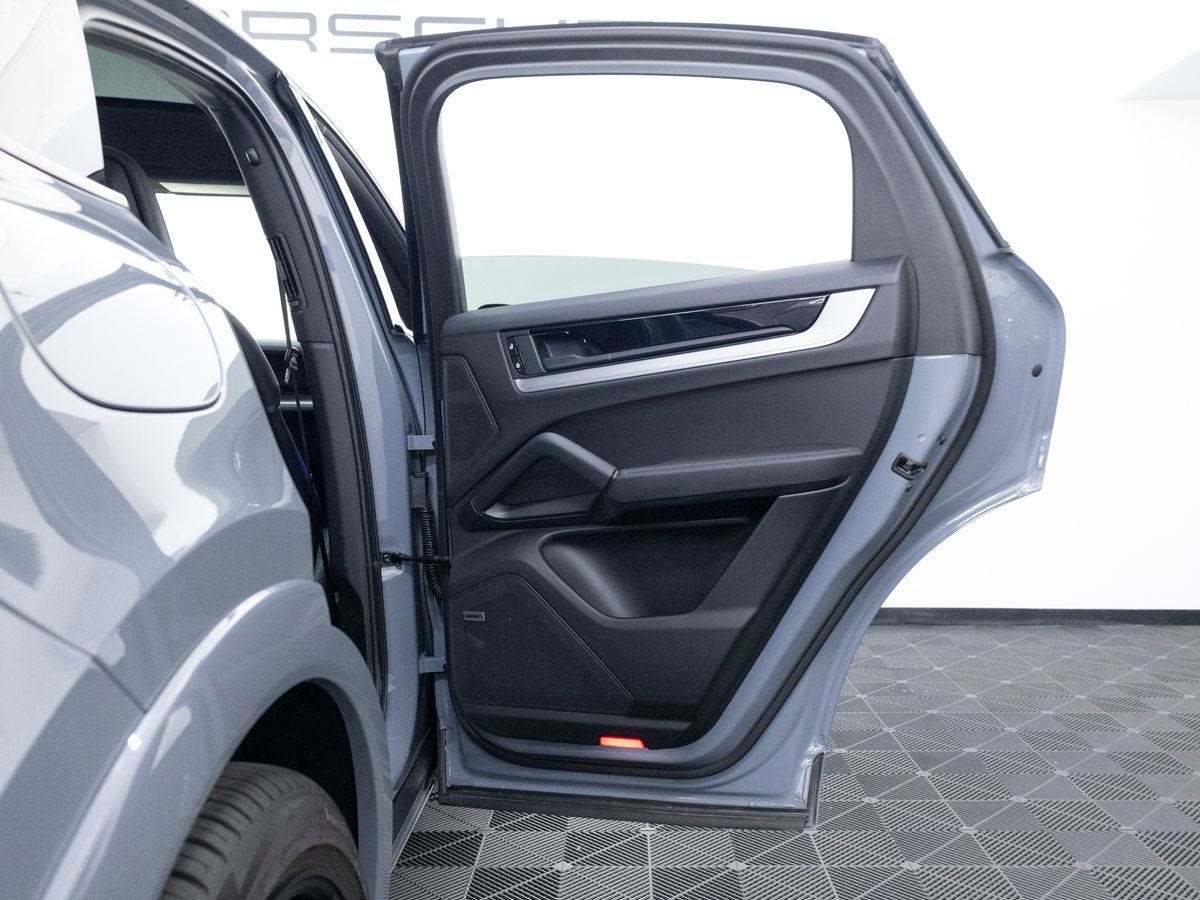 2026 Porsche Cayenne Cayenne S Coupe