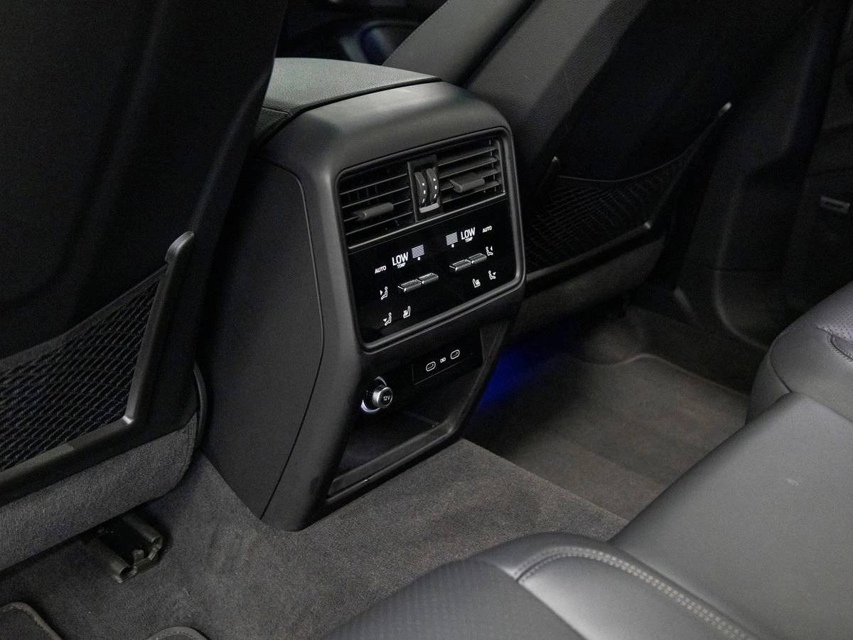 2026 Porsche Cayenne Cayenne S Coupe