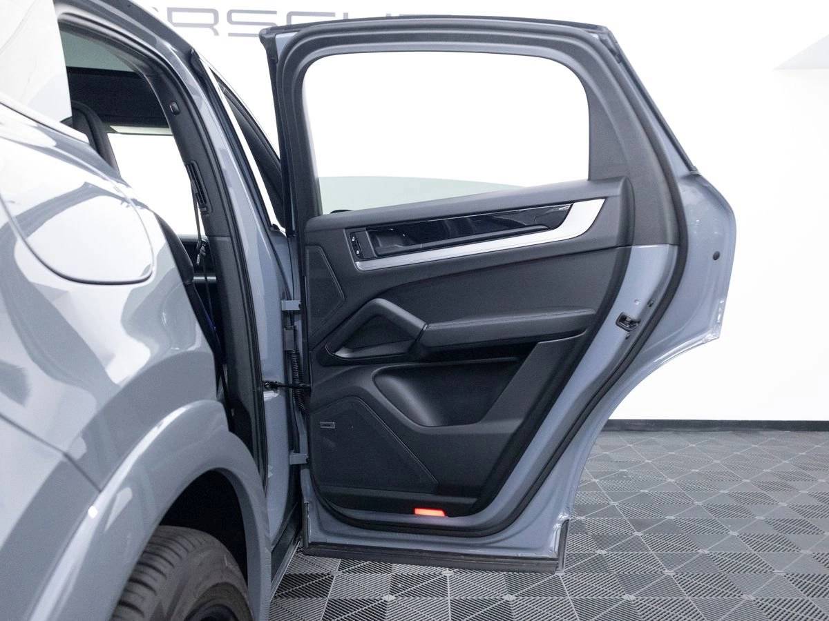 2026 Porsche Cayenne Cayenne S Coupe