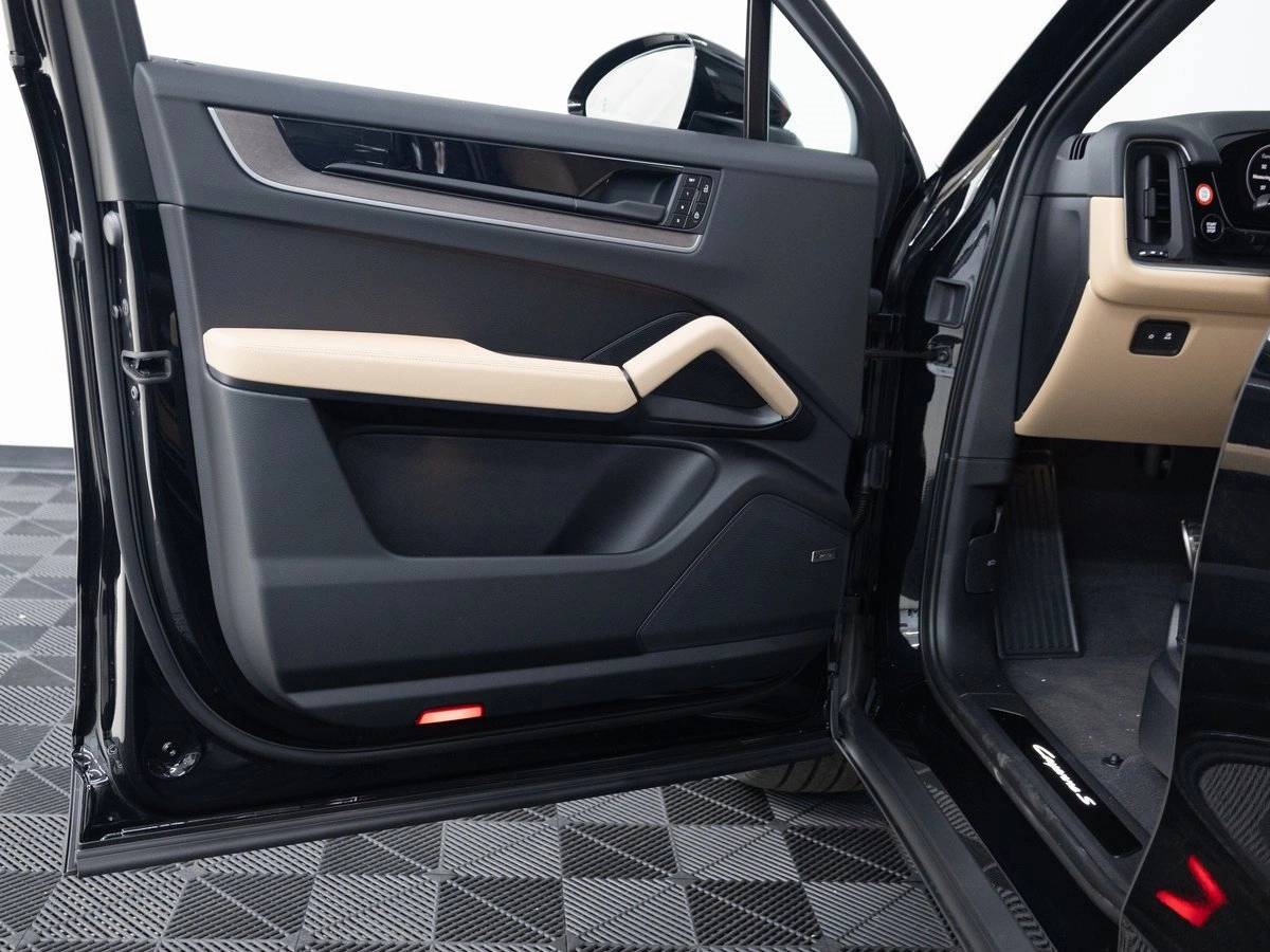 2026 Porsche Cayenne S