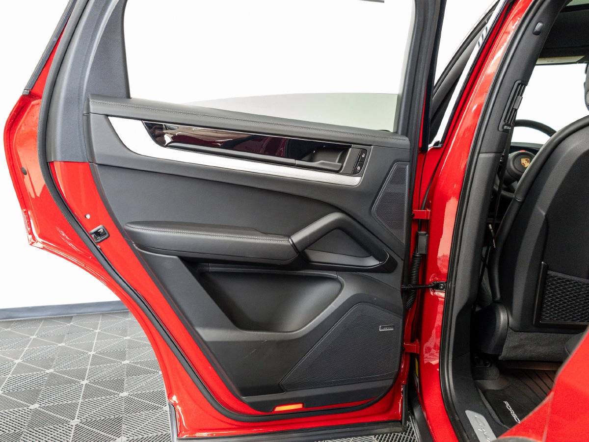 2026 Porsche Cayenne Cayenne S Coupe