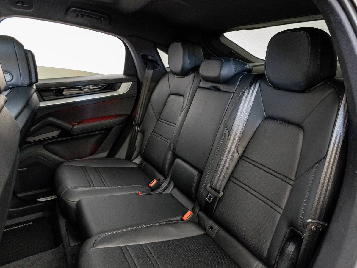 2026 Porsche Cayenne Cayenne S Coupe