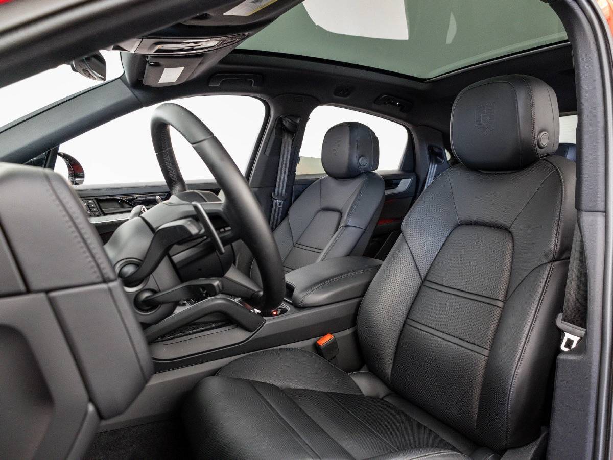 2026 Porsche Cayenne Cayenne S Coupe