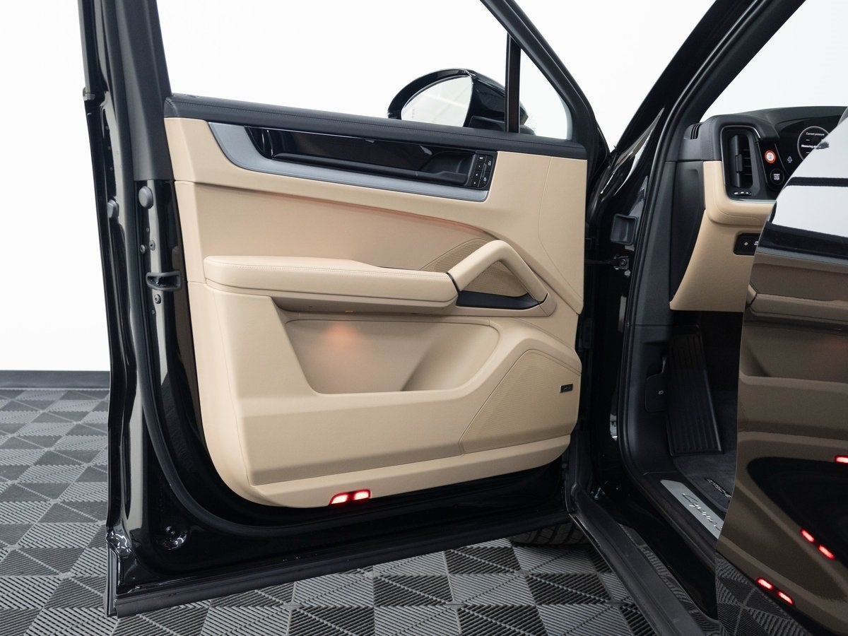 2026 Porsche Cayenne S