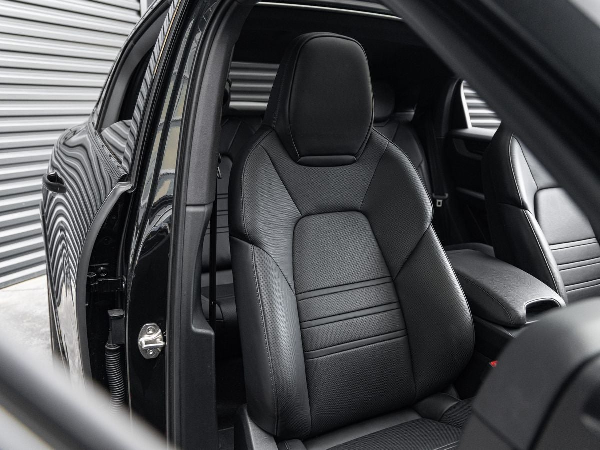 2025 Porsche Cayenne S