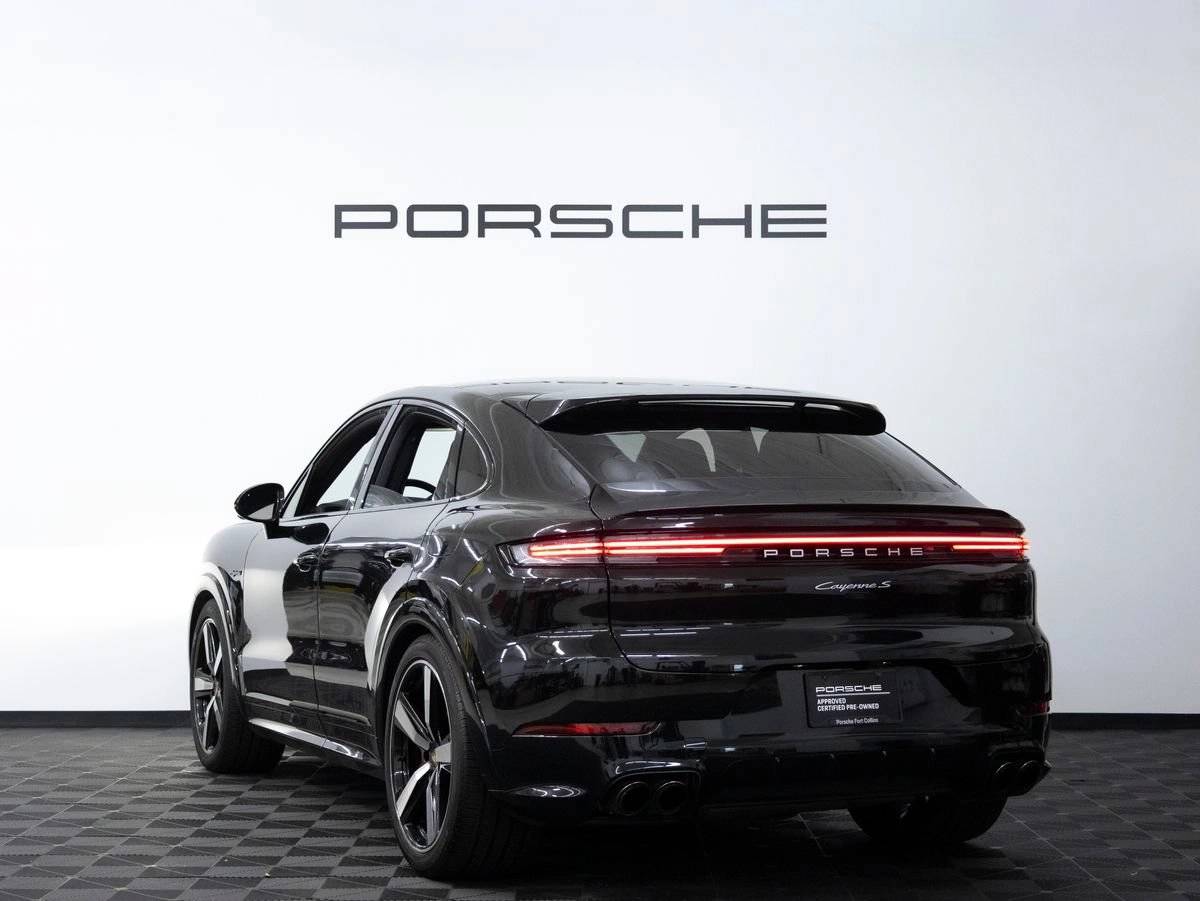 2025 Porsche Cayenne Cayenne S E-Hybrid Coupe