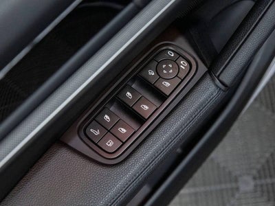 2025 Porsche Cayenne Cayenne S E-Hybrid Coupe