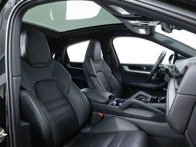 2025 Porsche Cayenne Cayenne S E-Hybrid Coupe