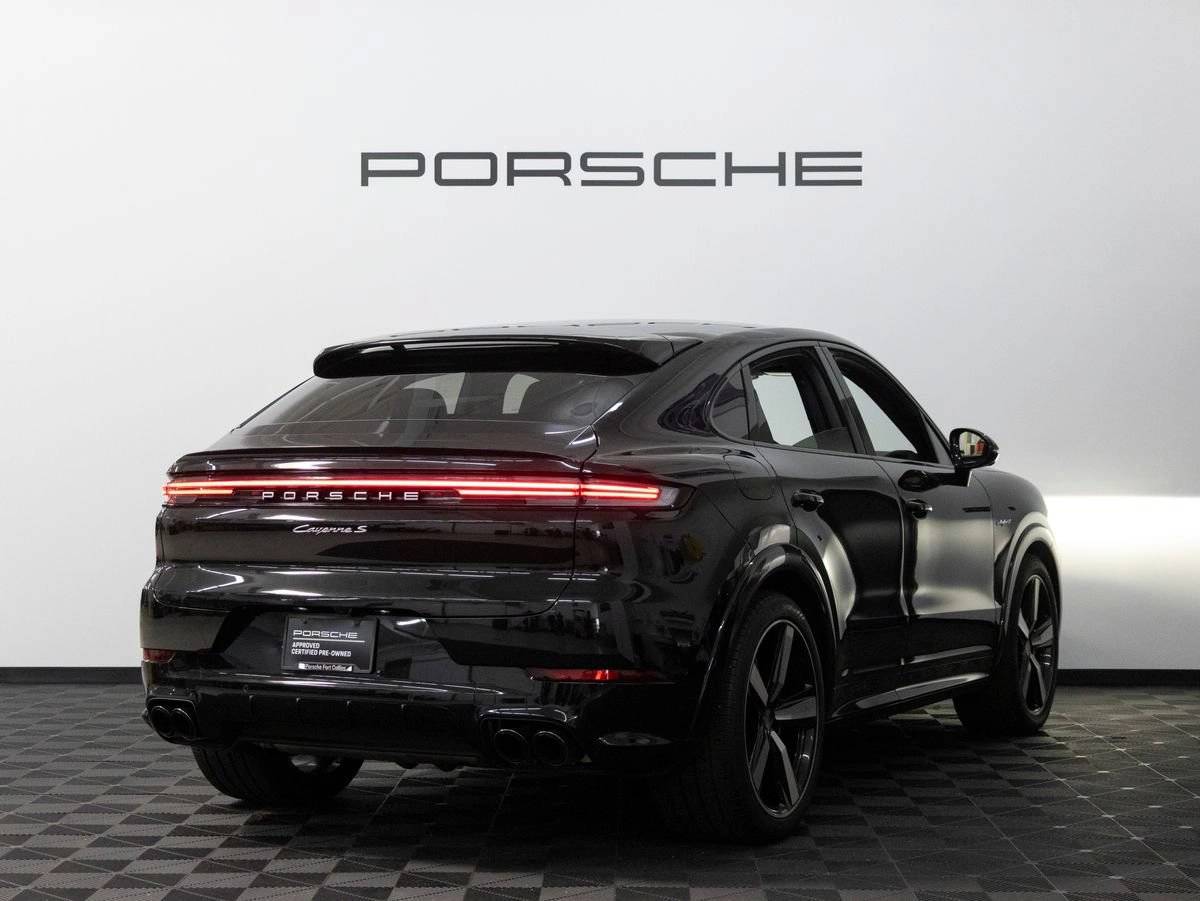 2025 Porsche Cayenne Cayenne S E-Hybrid Coupe