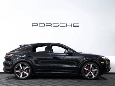 2025 Porsche Cayenne Cayenne S E-Hybrid Coupe