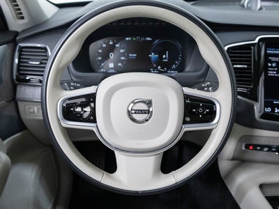 2021 Volvo XC90 T8 Inscription 6 Passenger