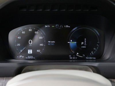 2021 Volvo XC90 T8 Inscription 6 Passenger