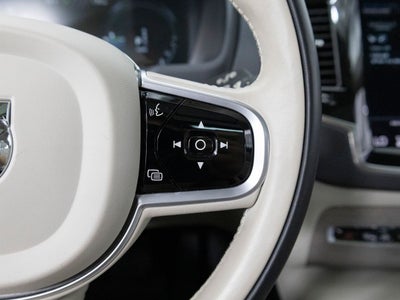 2021 Volvo XC90 T8 Inscription 6 Passenger