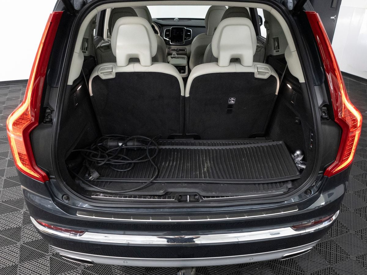 2021 Volvo XC90 T8 Inscription 6 Passenger