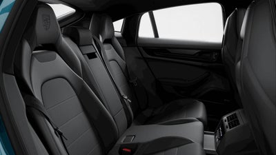 2026 Porsche Panamera 4