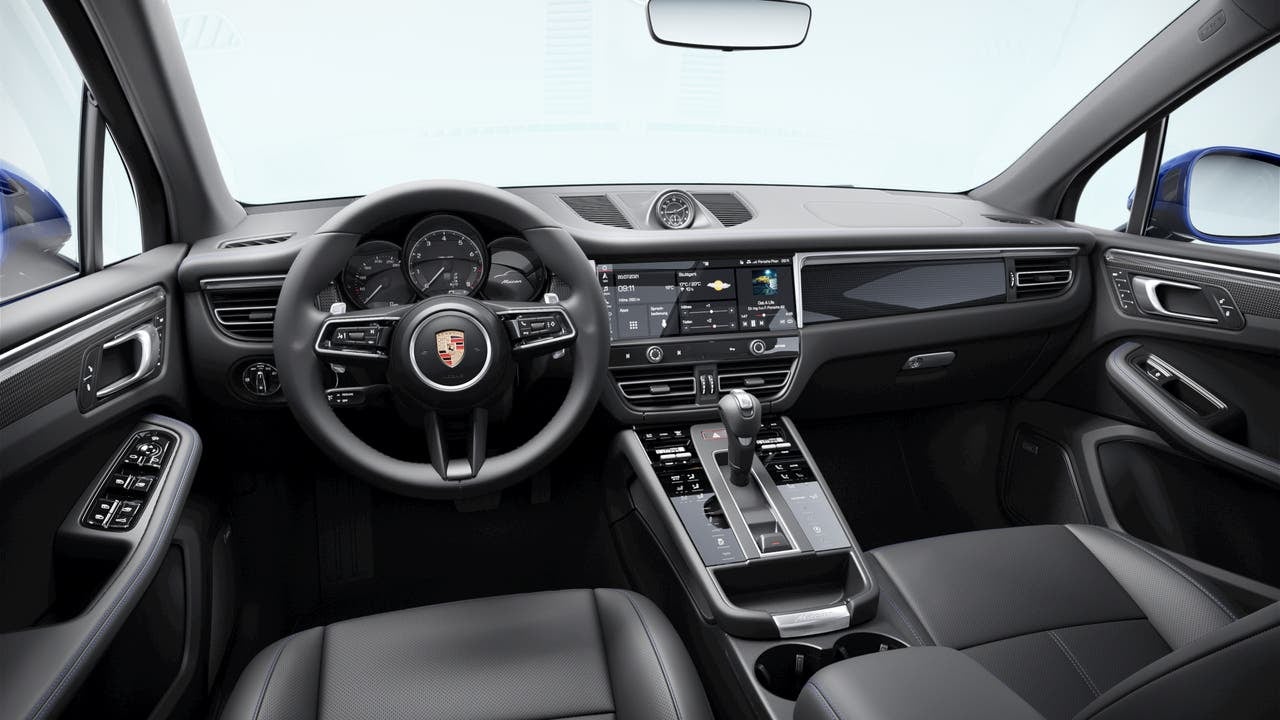 2026 Porsche Macan AWD