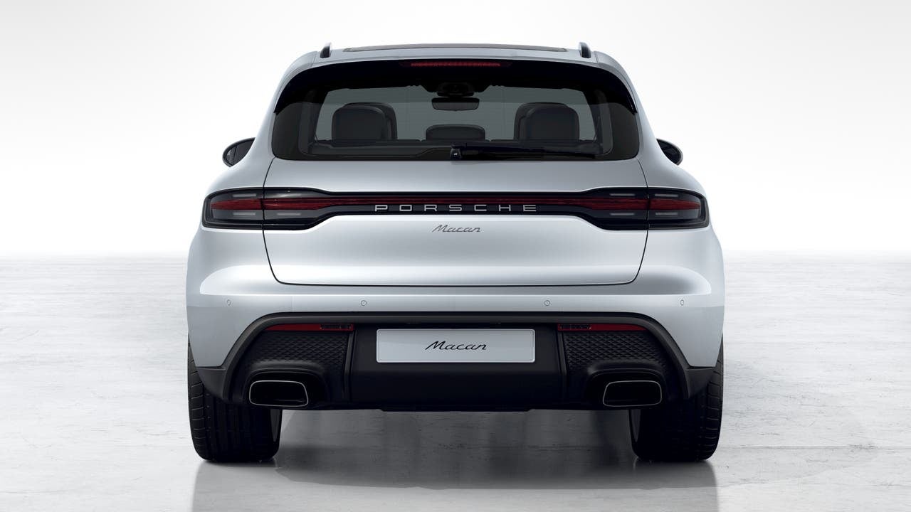 2026 Porsche Macan AWD