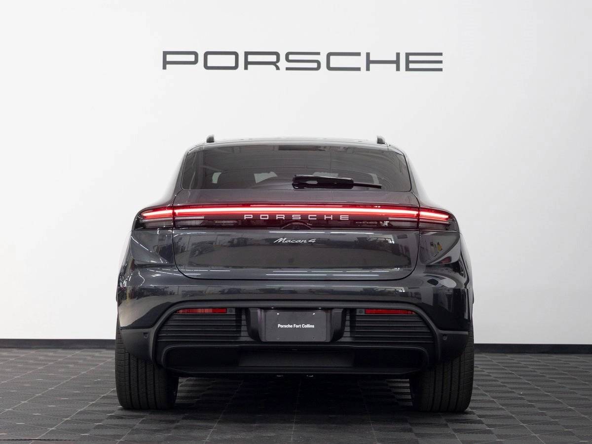 2026 Porsche Macan Macan 4 Electric