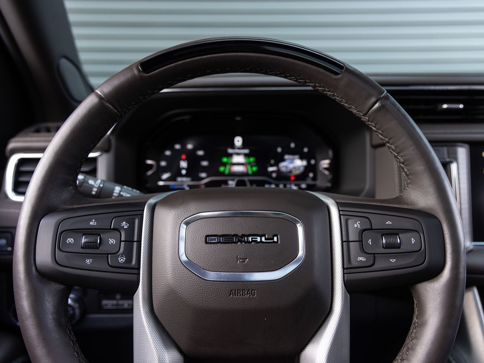 2023 GMC Yukon Denali Denali