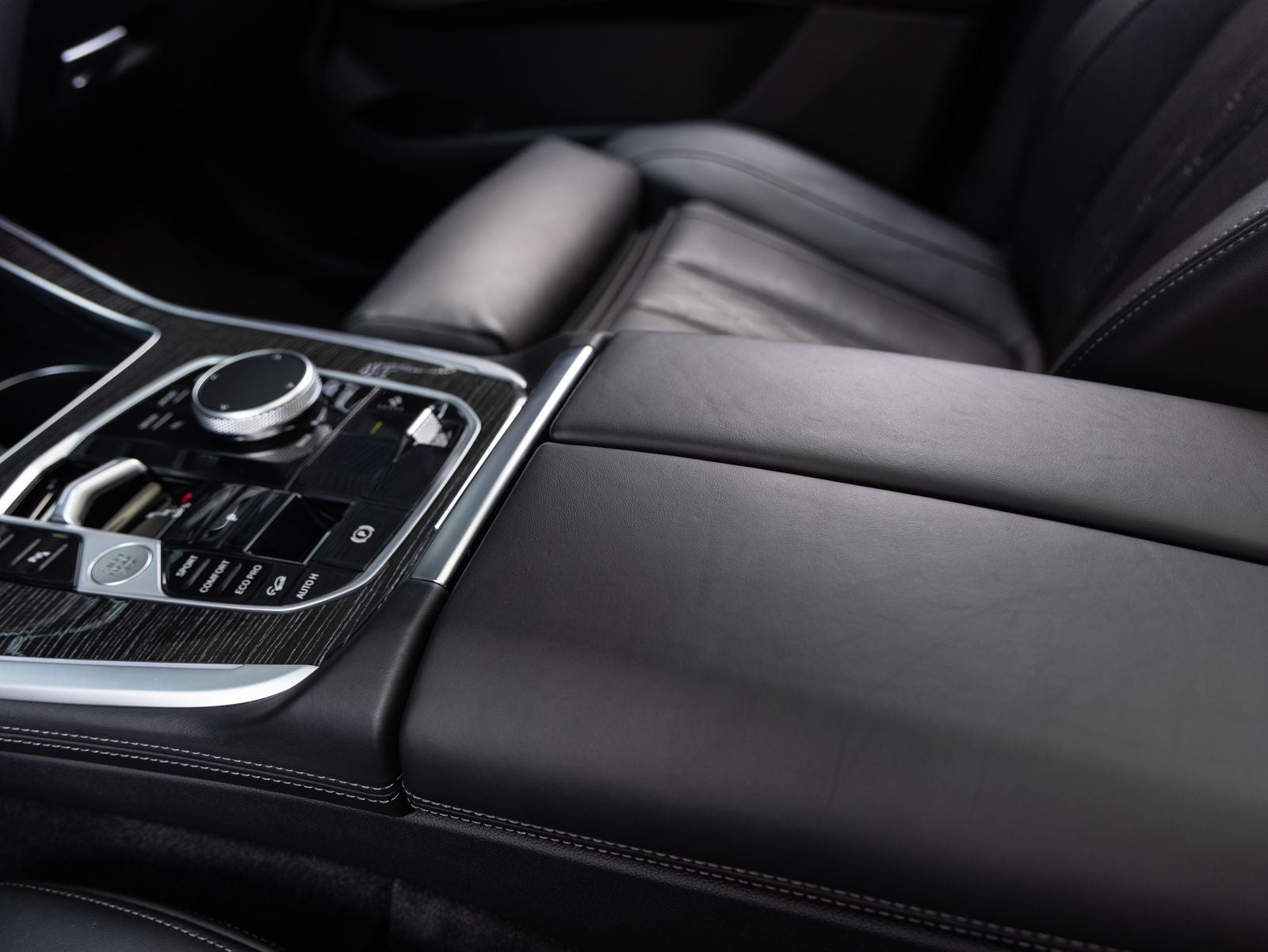 2024 BMW X7 M60i