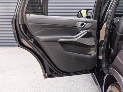 2024 BMW X7 M60i