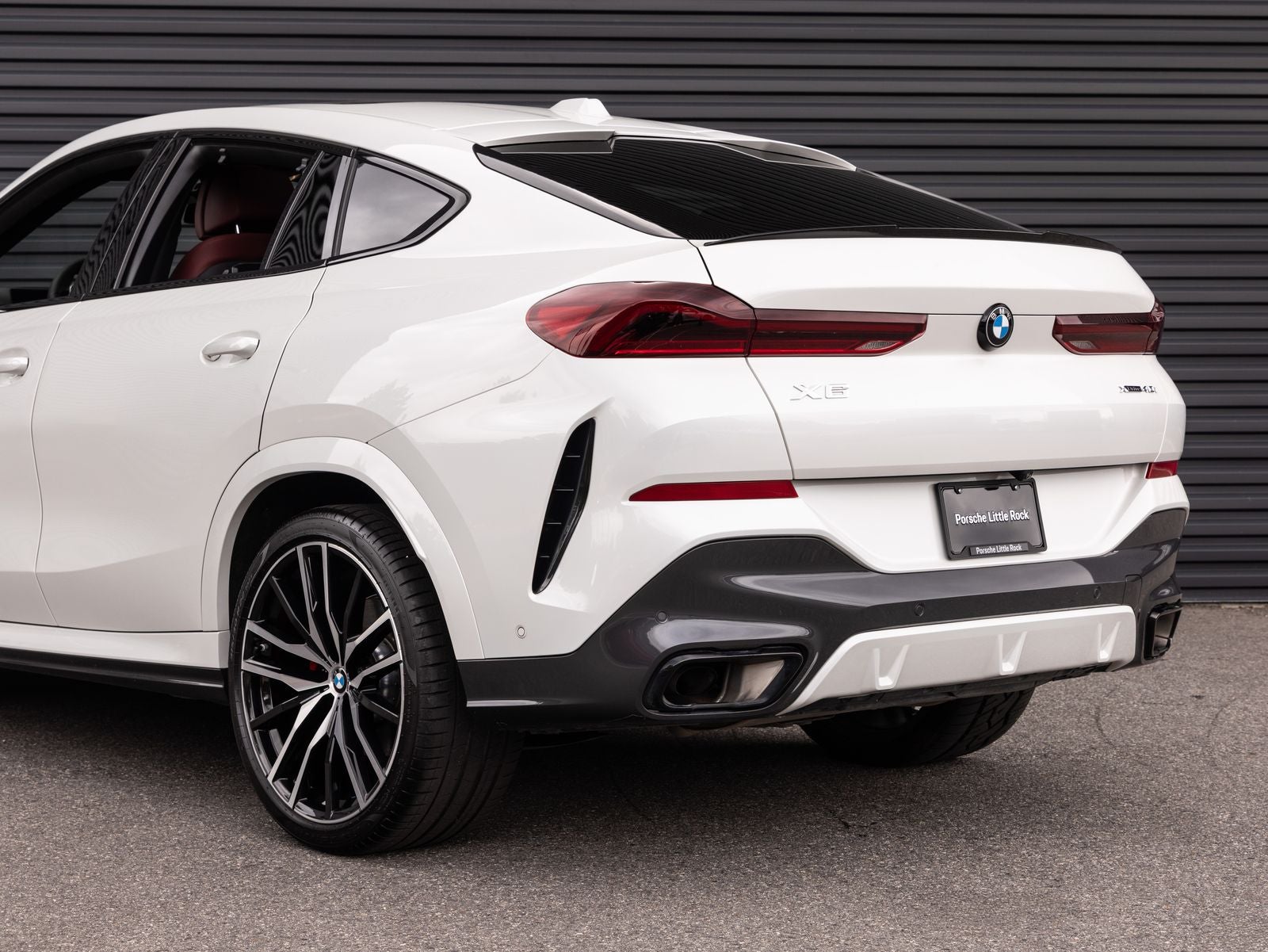 2024 BMW X6 xDrive40i