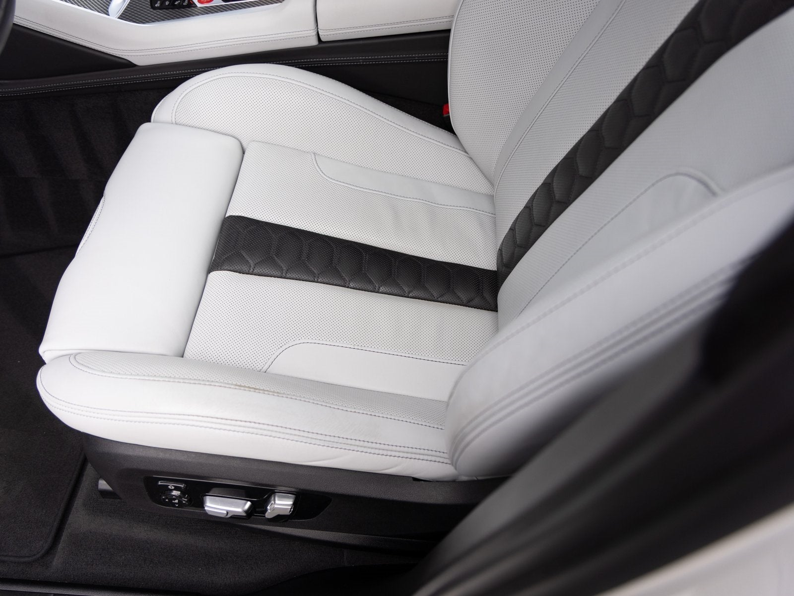 2022 BMW X5 M Sports Activity Vehicle