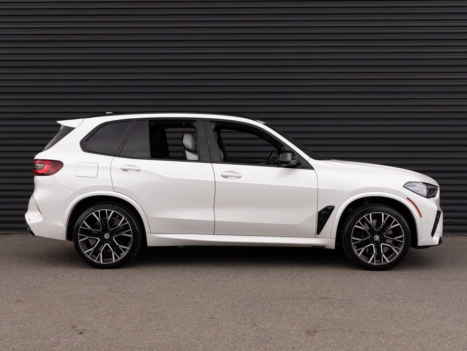 2022 BMW X5 M Sports Activity Vehicle
