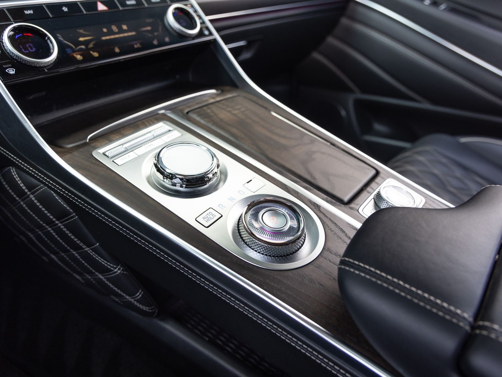 2024 Genesis GV80 Prestige Signature