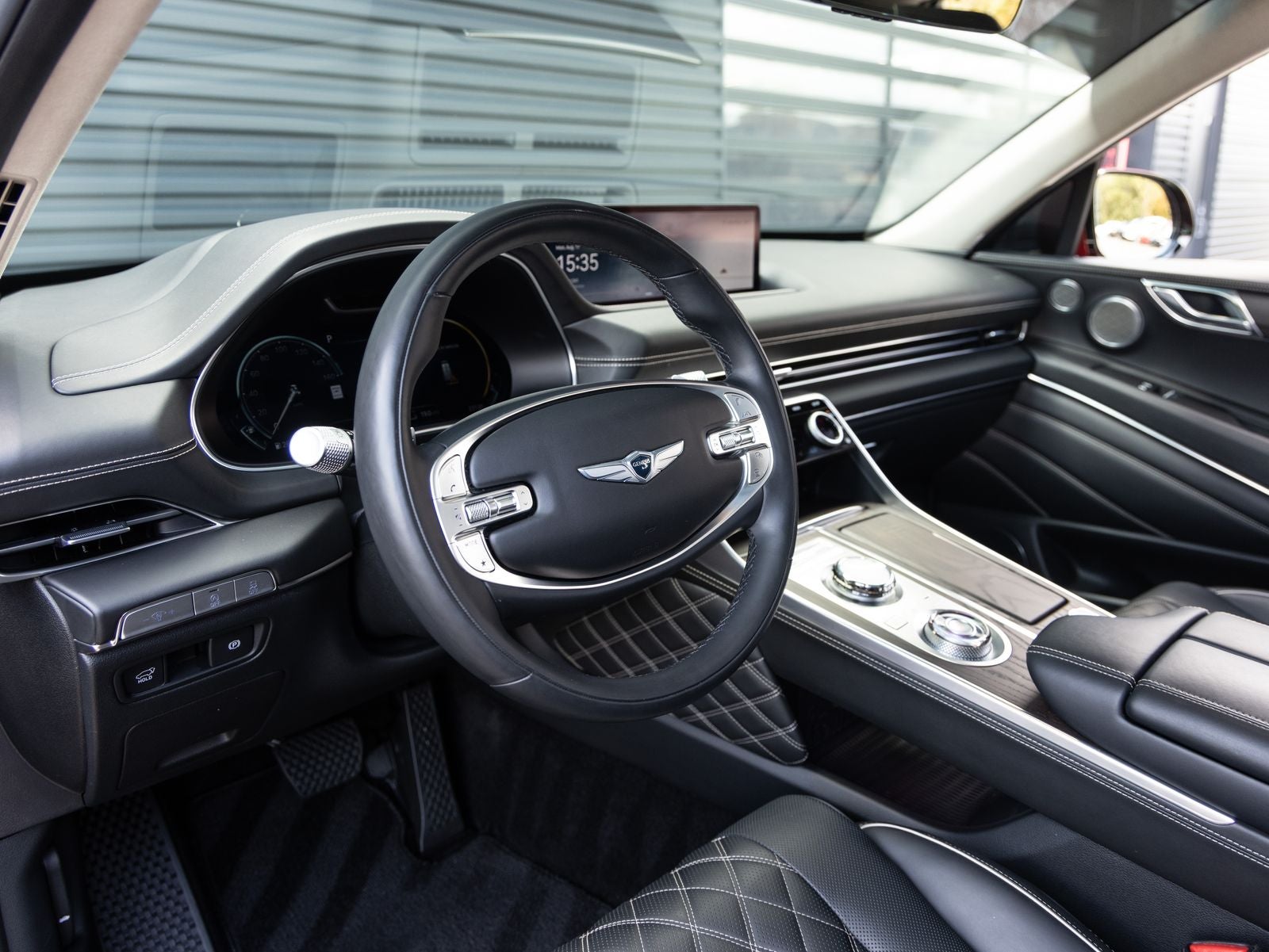 2024 Genesis GV80 Prestige Signature