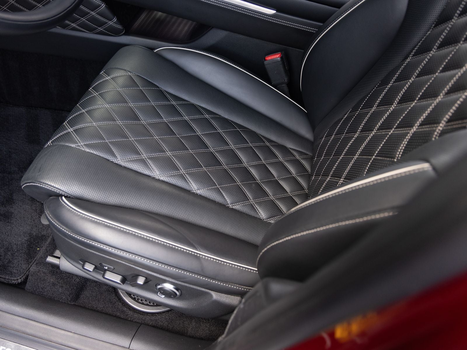2024 Genesis GV80 Prestige Signature