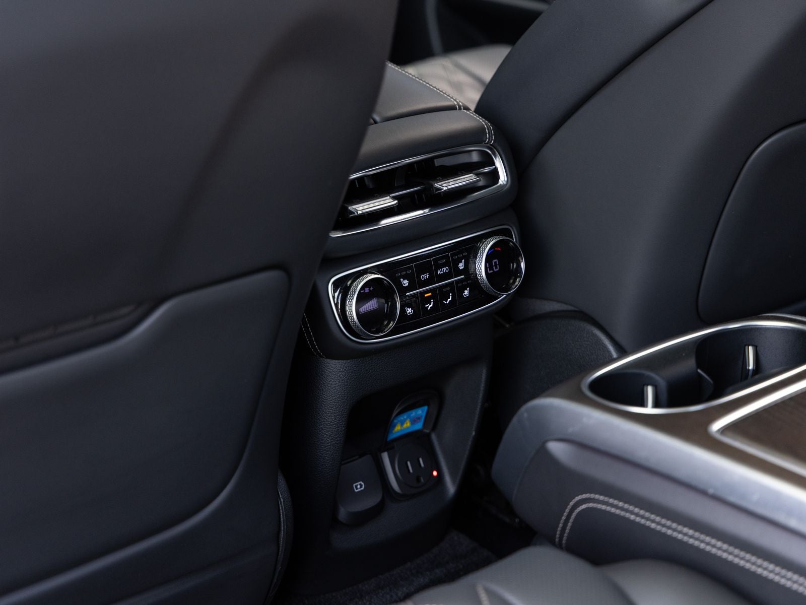 2024 Genesis GV80 Prestige Signature