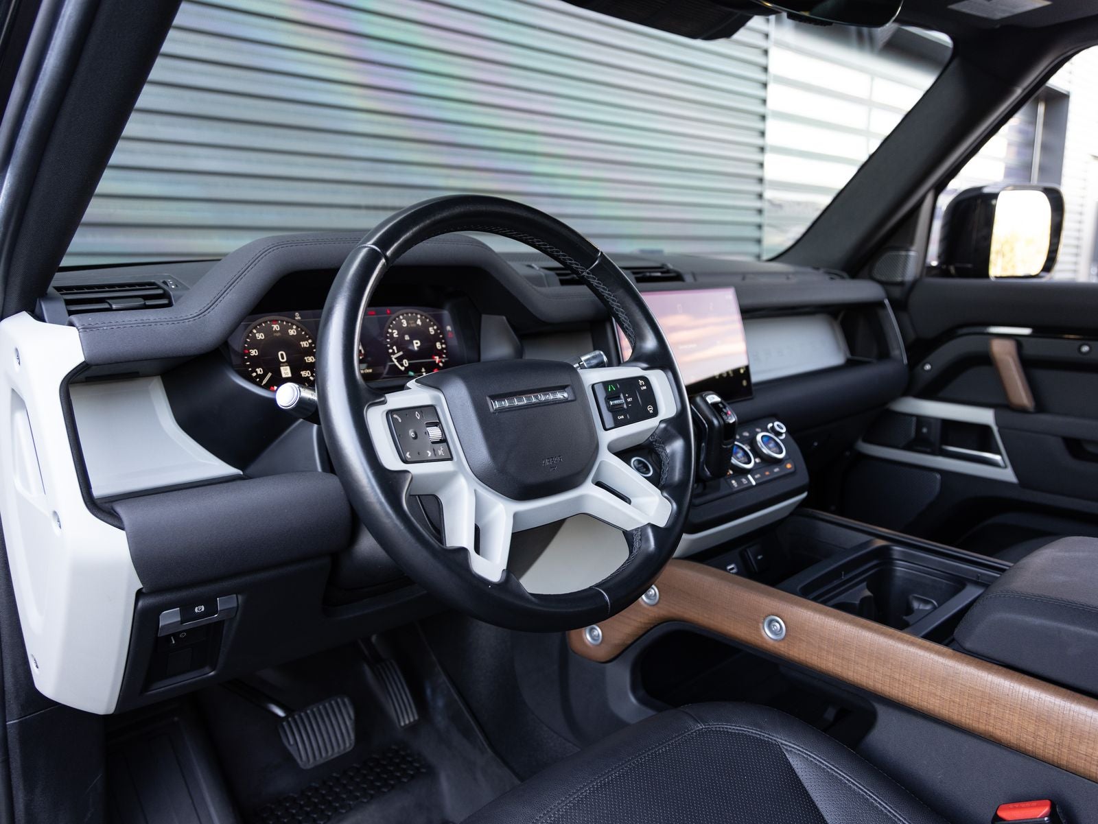 2022 Land Rover Defender S