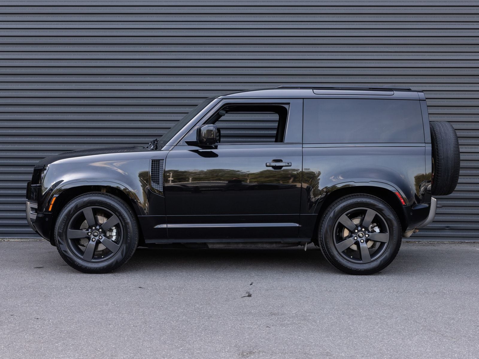 2022 Land Rover Defender S