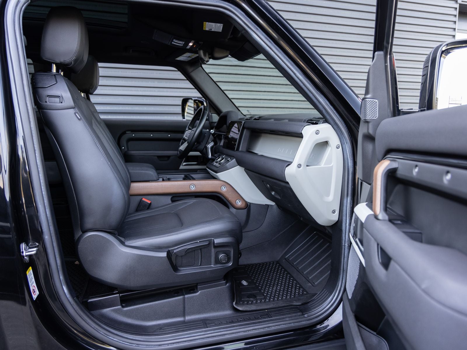 2022 Land Rover Defender S