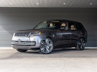 2026 Land Rover Range Rover SE