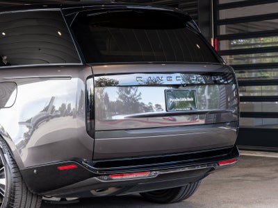 2026 Land Rover Range Rover SE
