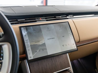 2026 Land Rover Range Rover SE