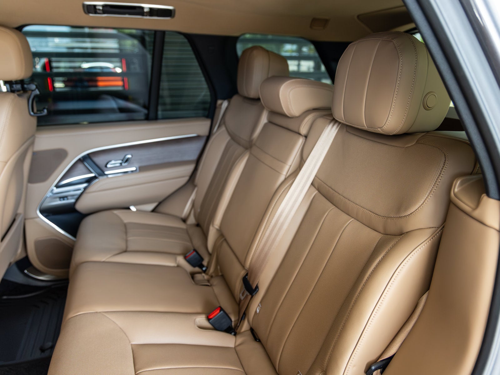 2026 Land Rover Range Rover SE