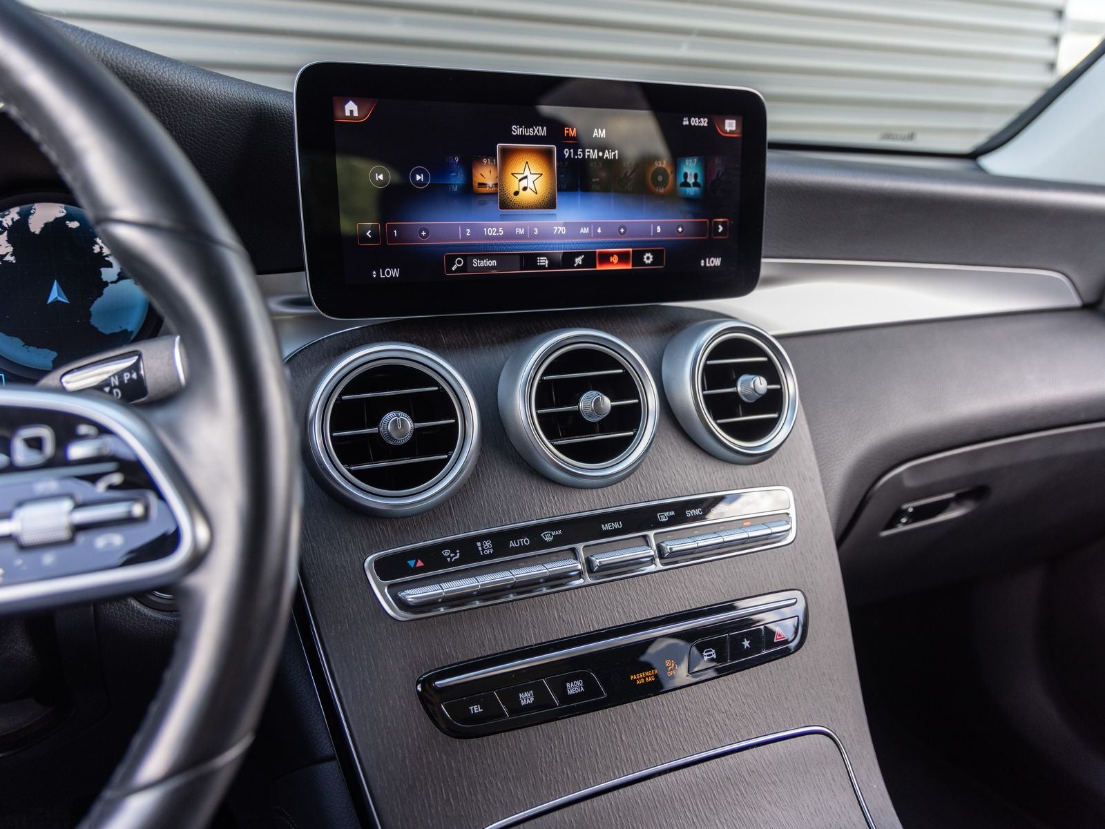2021 Mercedes-Benz GLC 300 GLC 300