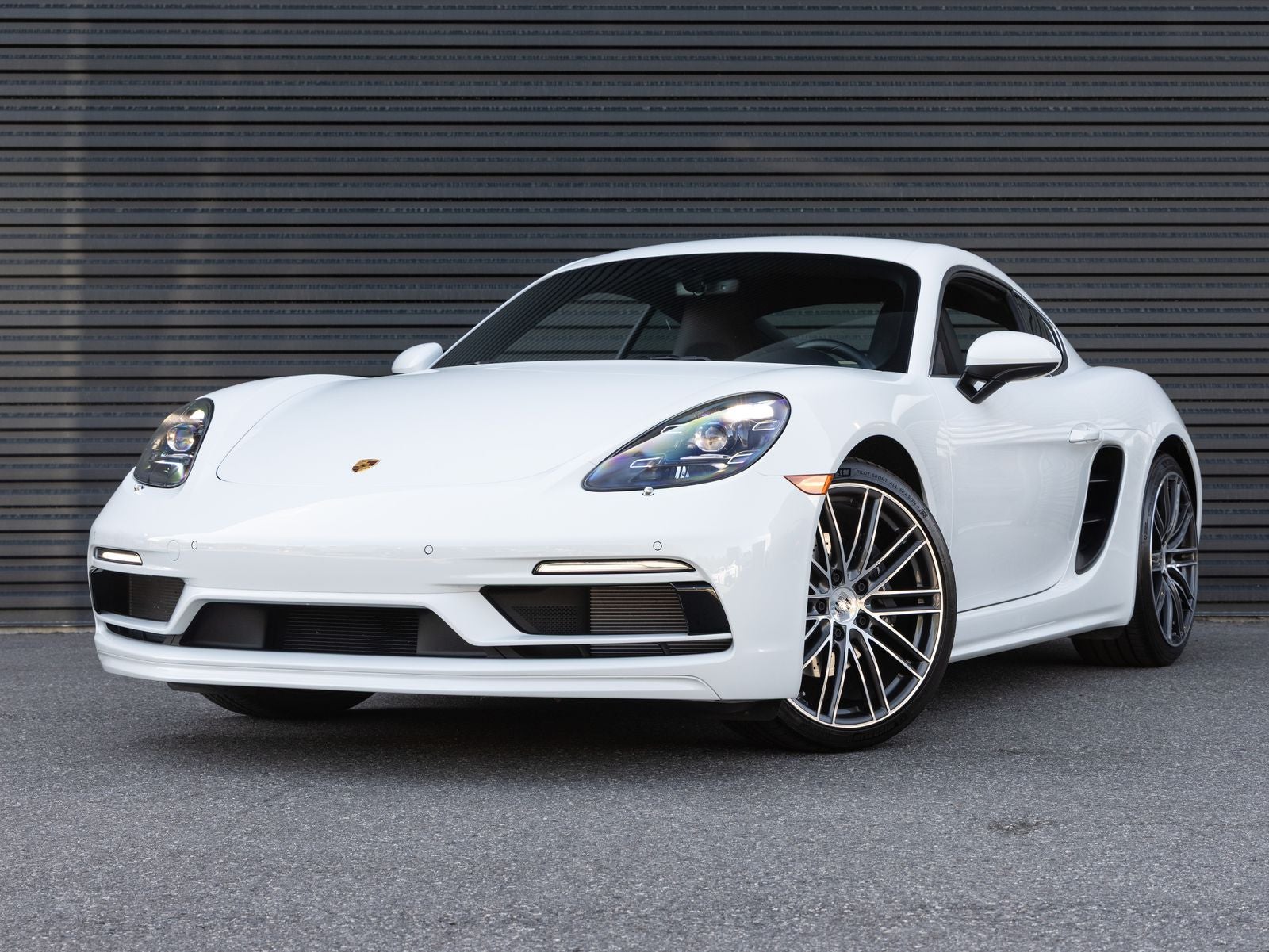 2025 Porsche 718 Cayman