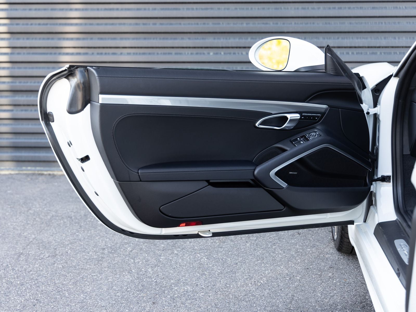 2025 Porsche 718 Cayman