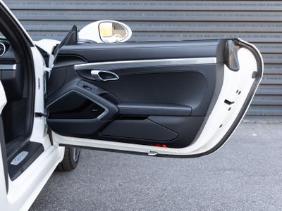 2025 Porsche 718 Cayman