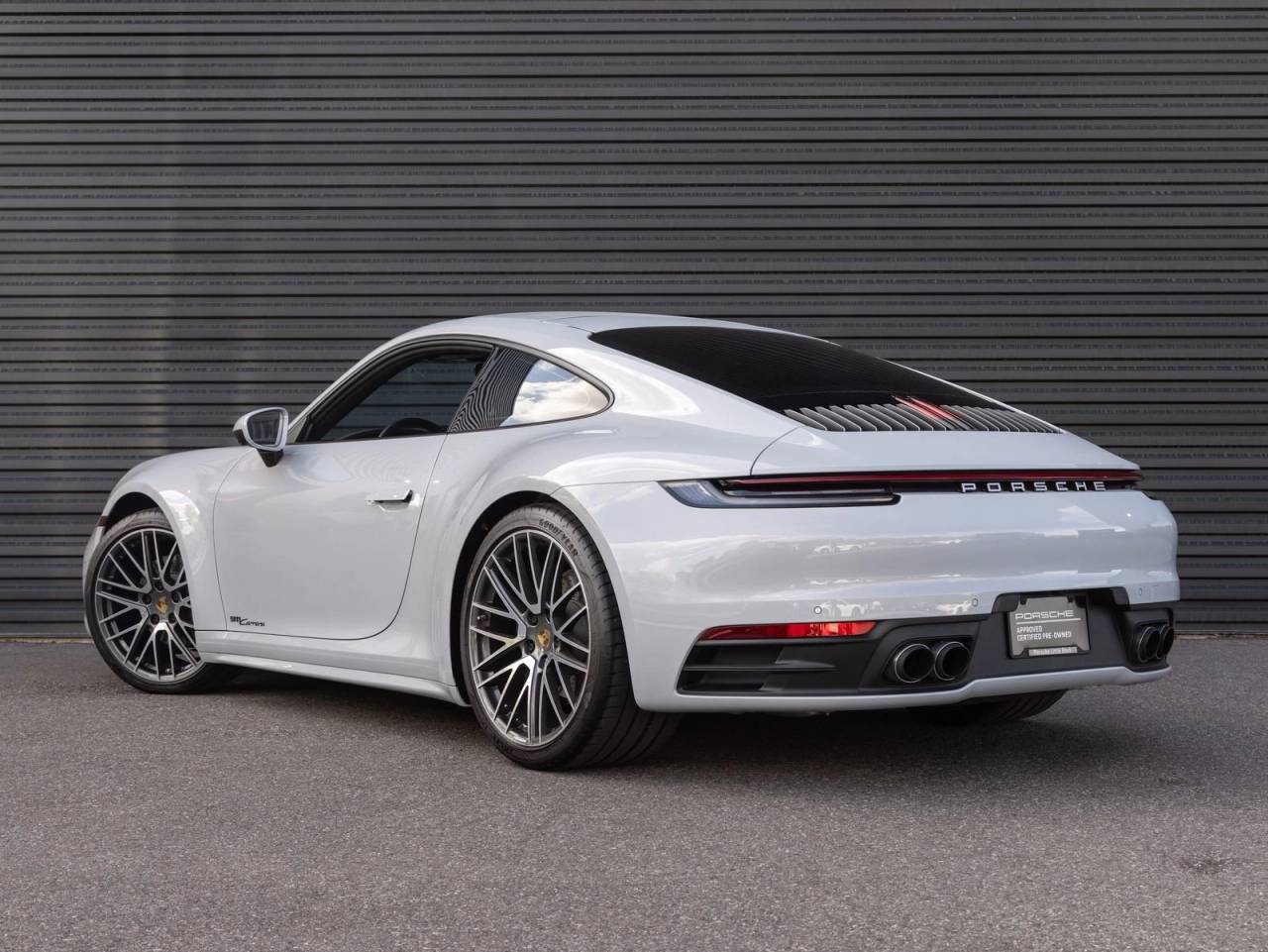2024 Porsche 911 Carrera