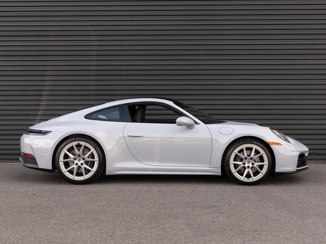 2026 Porsche 911 Carrera