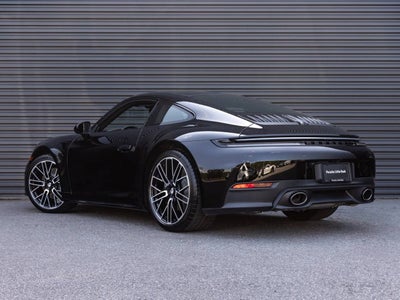 2026 Porsche 911 Carrera