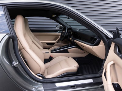 2024 Porsche 911 Carrera