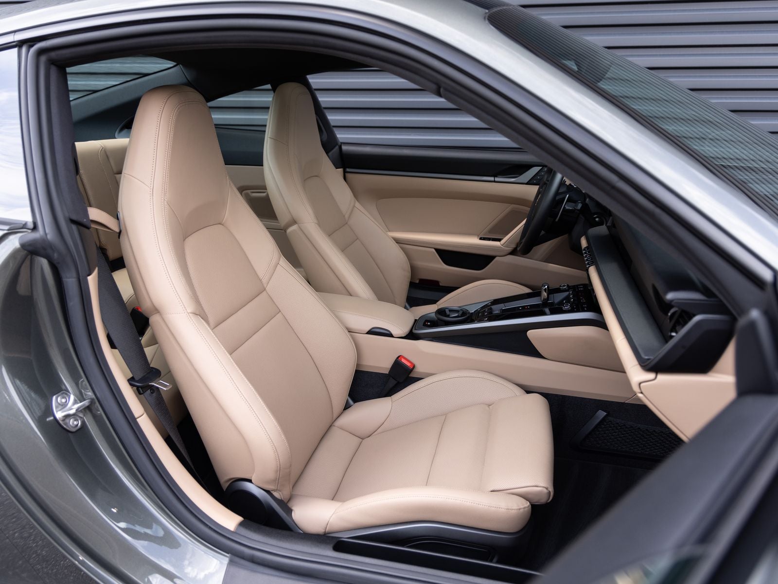 2024 Porsche 911 Carrera