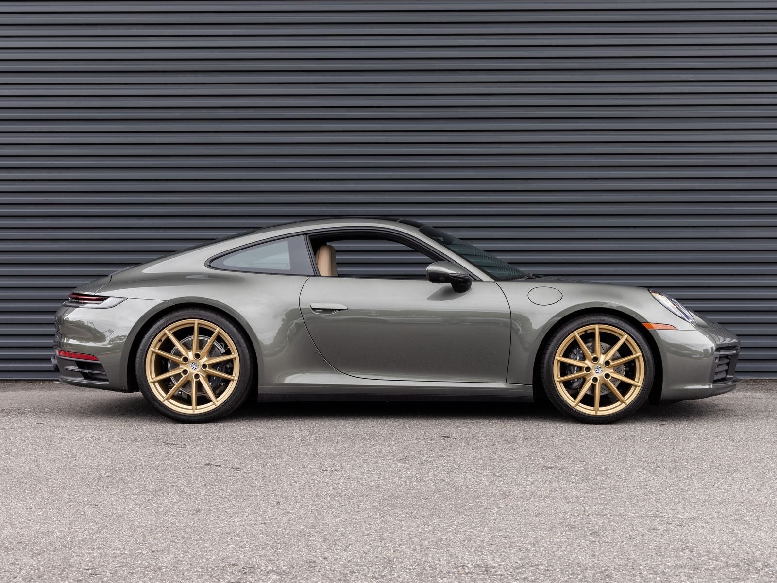 2024 Porsche 911 Carrera